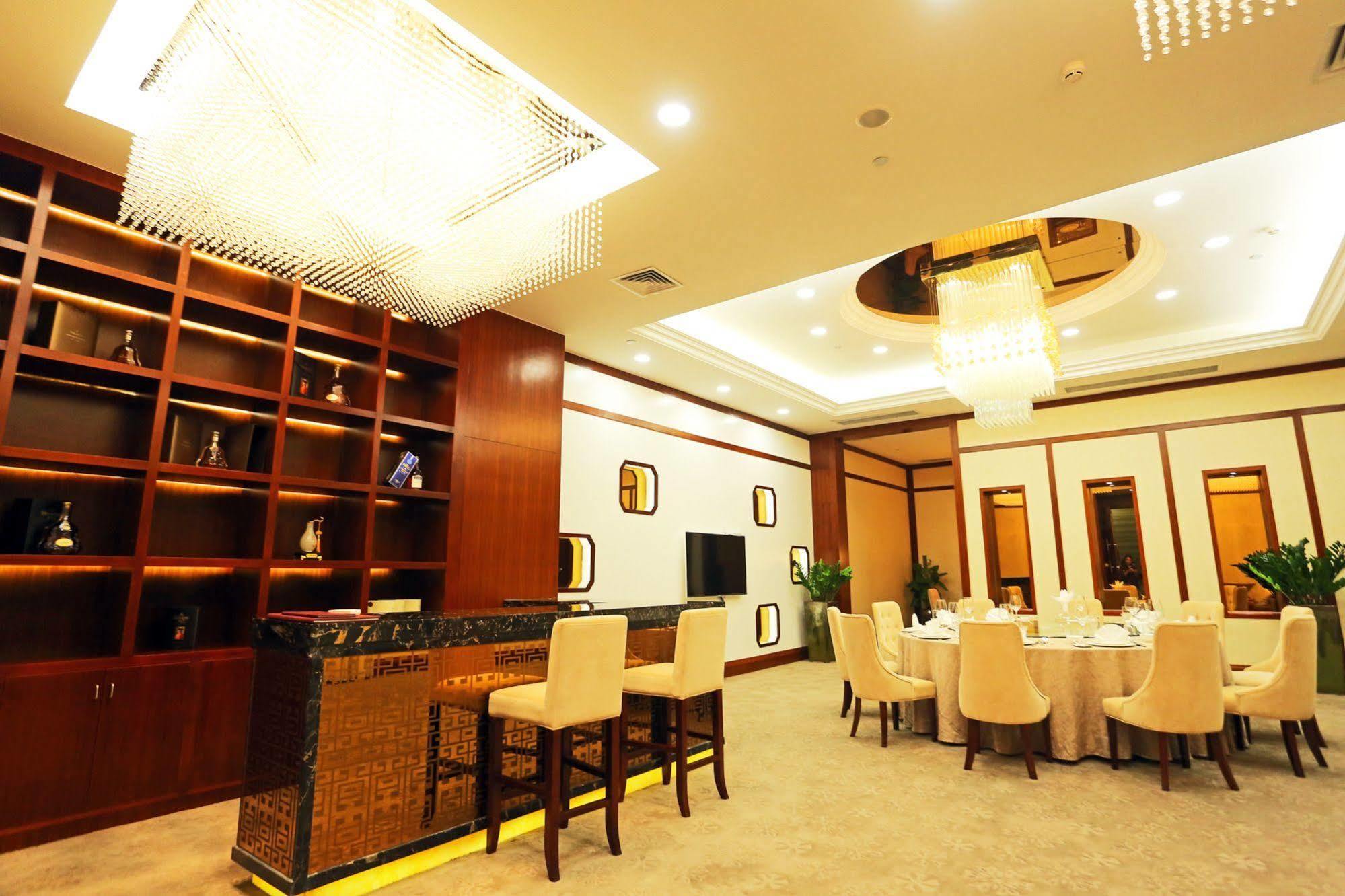 Shenzhen Baoan Plus Gems Cube Hotel Exterior foto