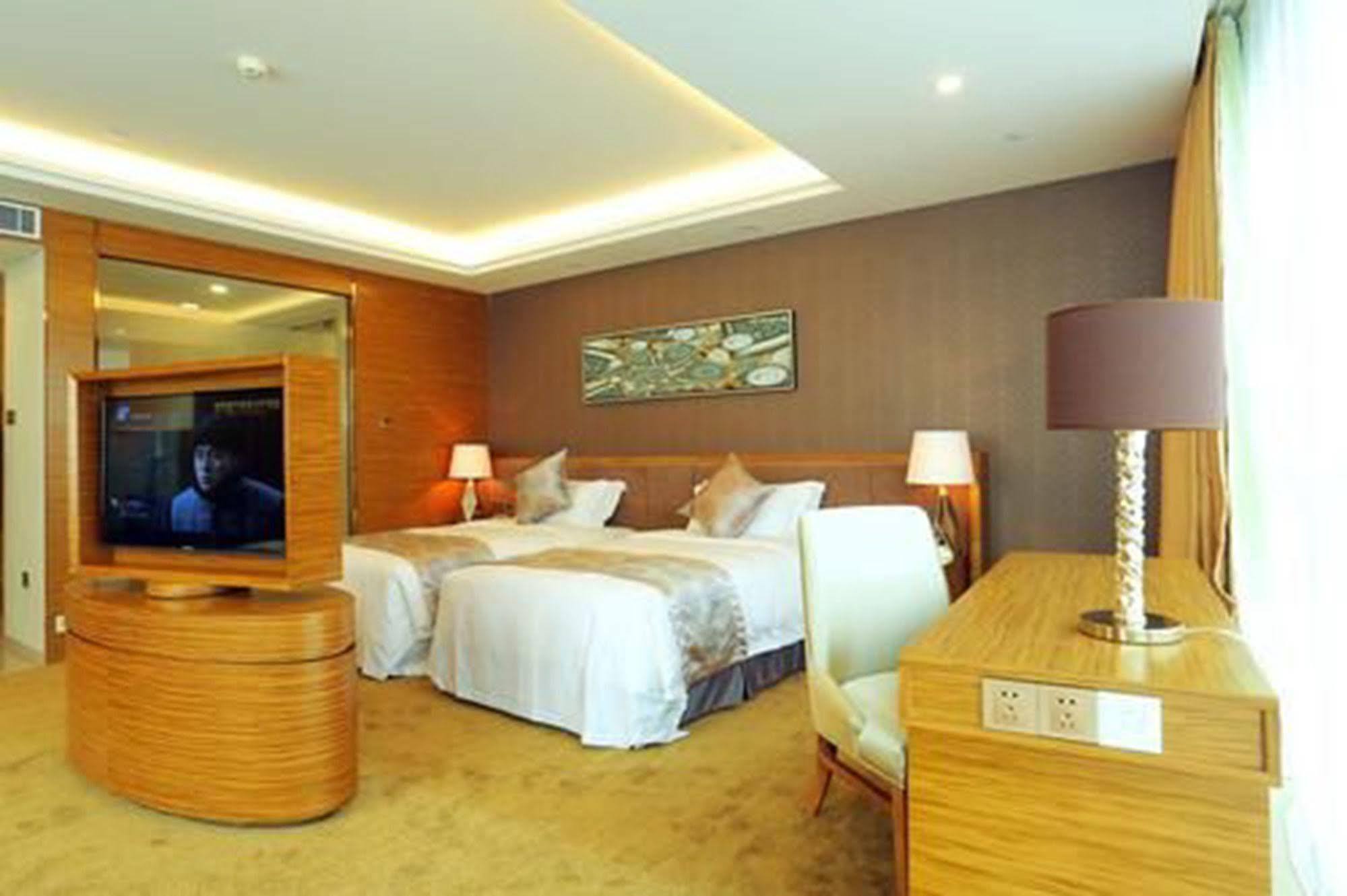 Shenzhen Baoan Plus Gems Cube Hotel Exterior foto