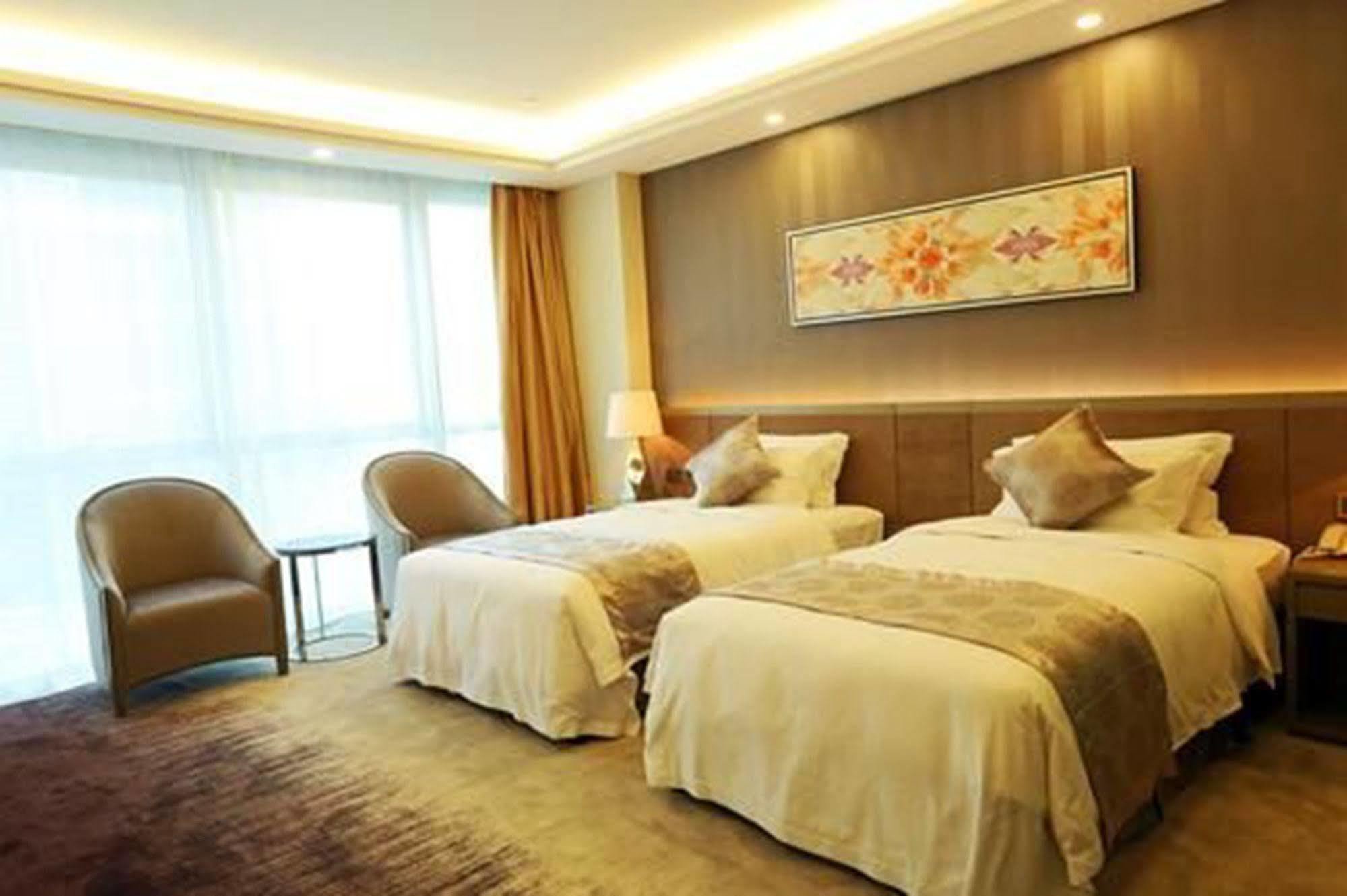 Shenzhen Baoan Plus Gems Cube Hotel Exterior foto