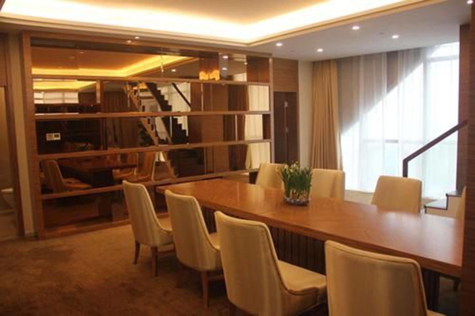Shenzhen Baoan Plus Gems Cube Hotel Exterior foto