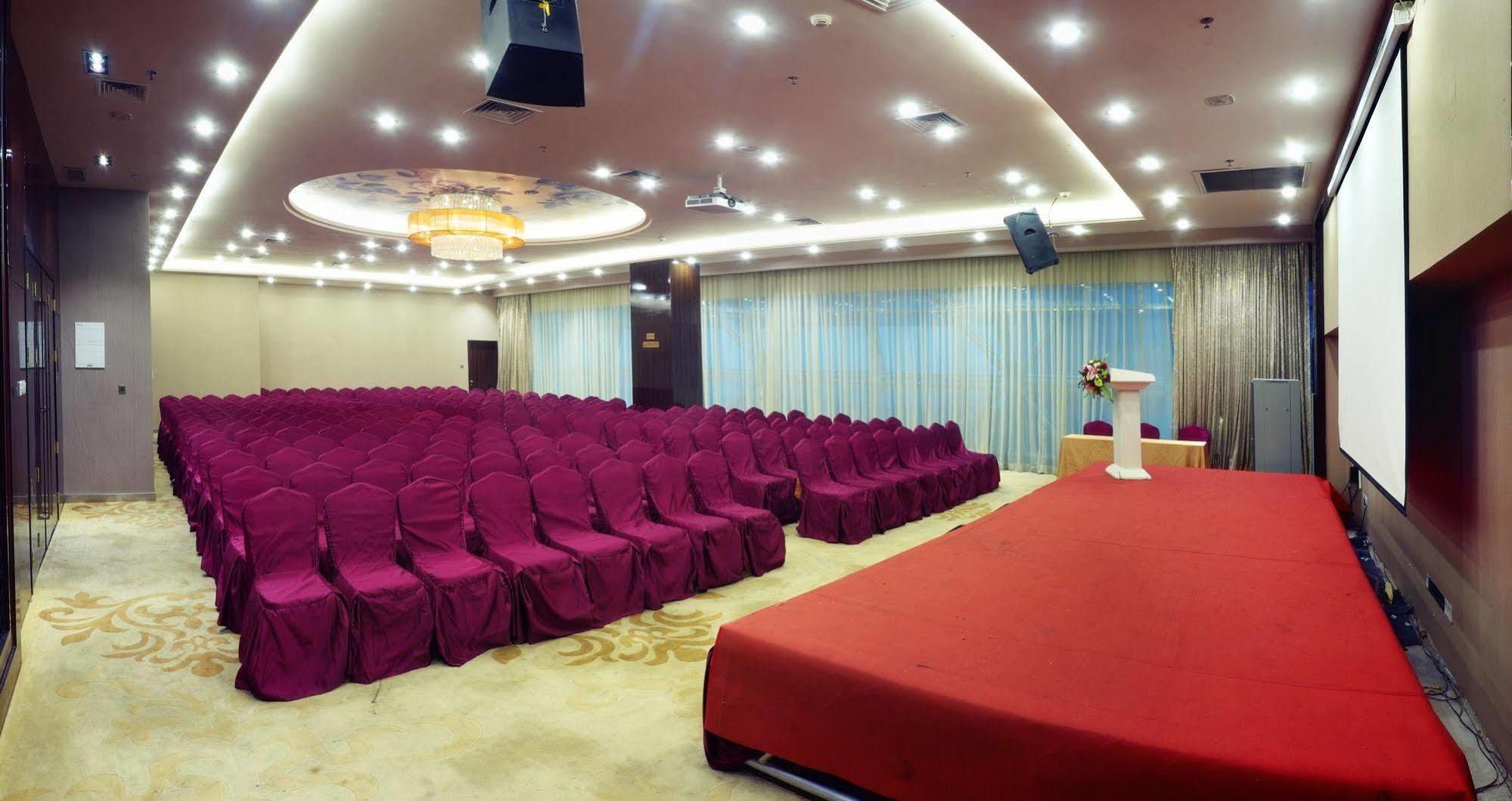 Shenzhen Baoan Plus Gems Cube Hotel Exterior foto